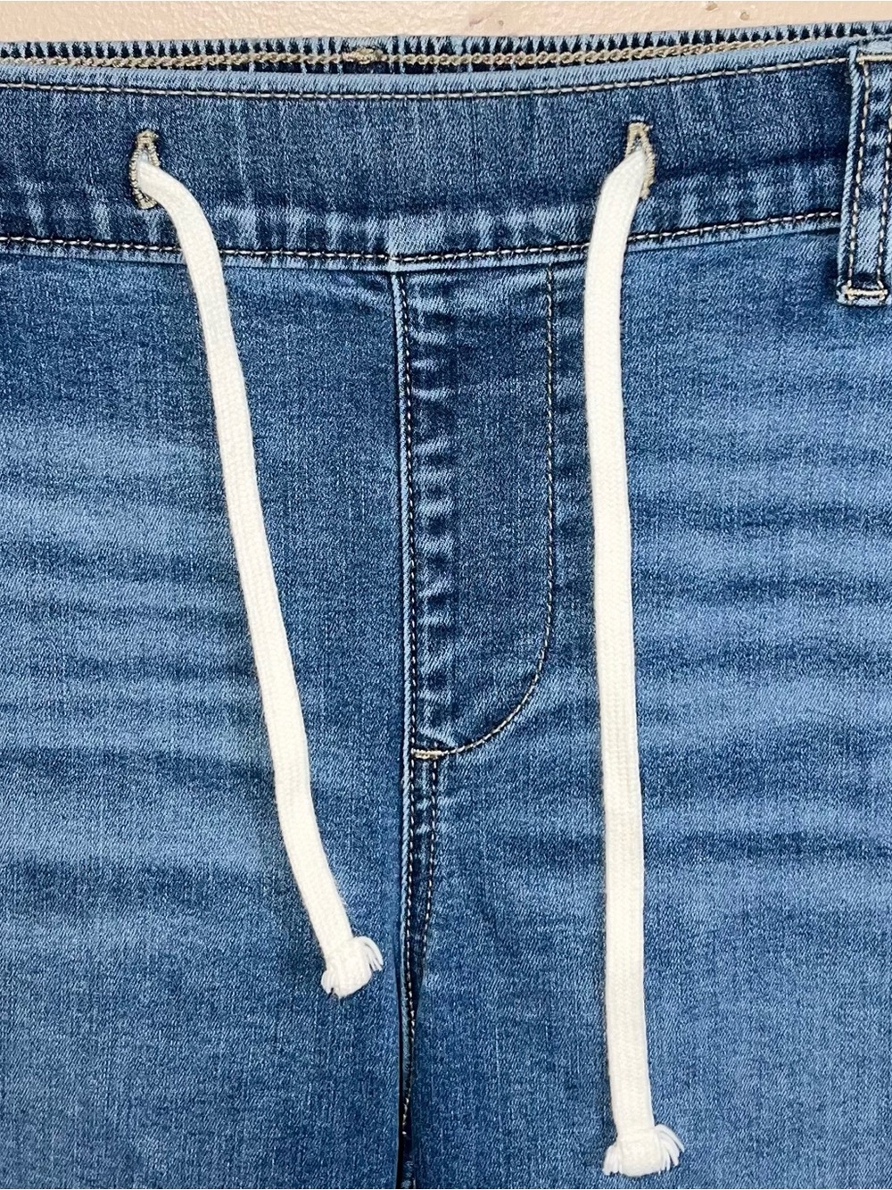 Torrid Weekend Boyfriend Straight Super Soft Jeans Women’s 2R Blue 2X 18-20 - Picture 3 of 7